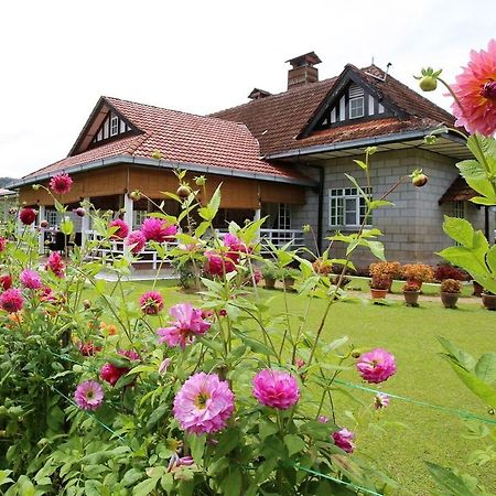 Bukit Lowick Bungalow Танах-Рата Экстерьер фото